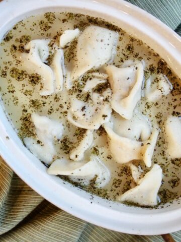 Armenian Mantiabour Soup