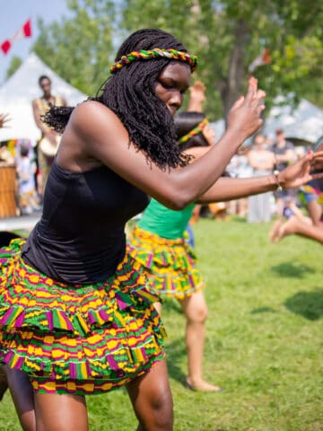 Cameroon Dancing