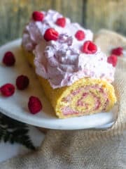 swiss roll recipe with raspberry cream