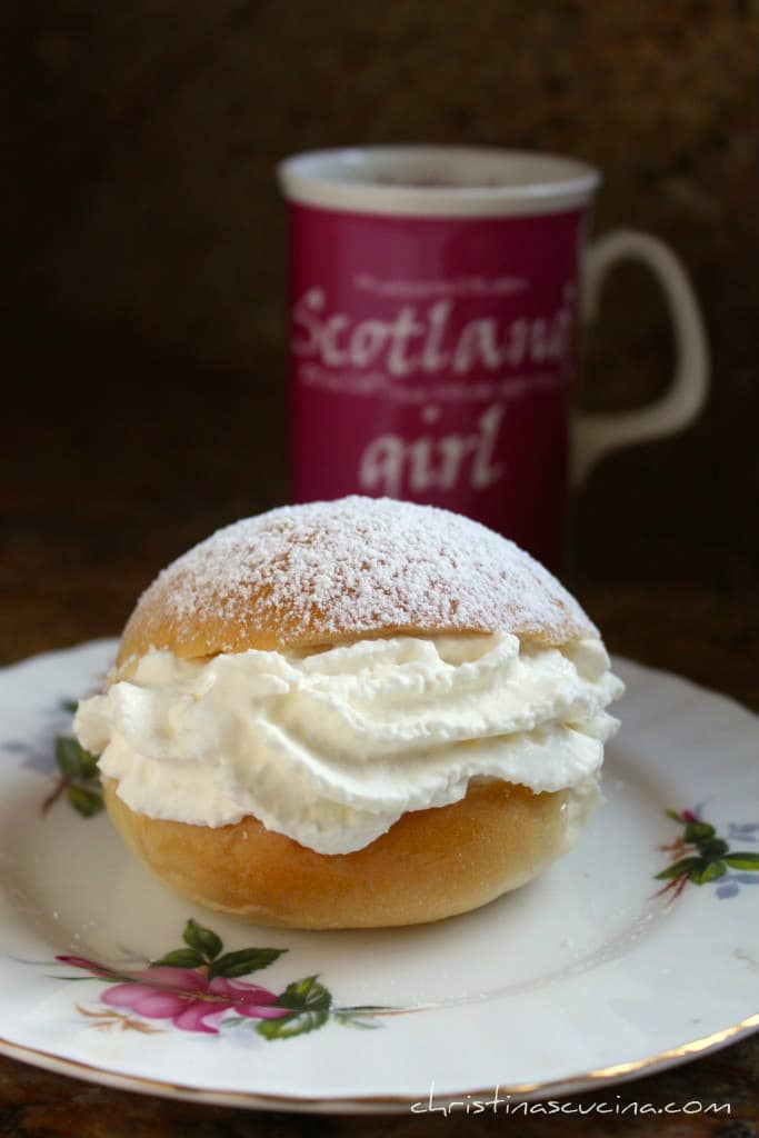 Scottish cream bun 