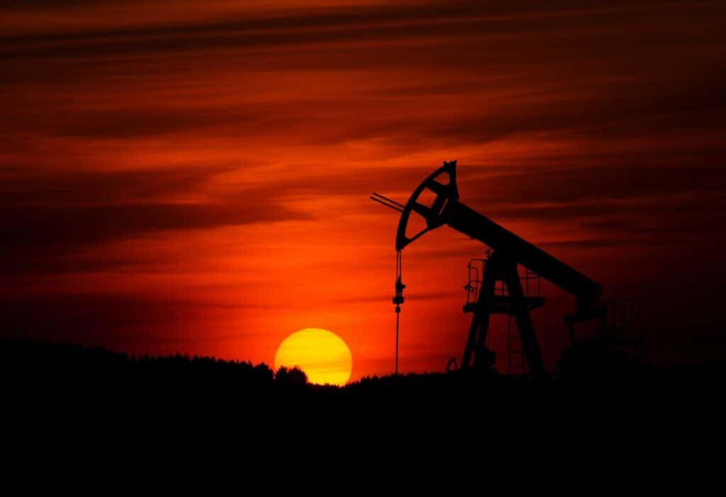 Crude Oil in front of a sunset 