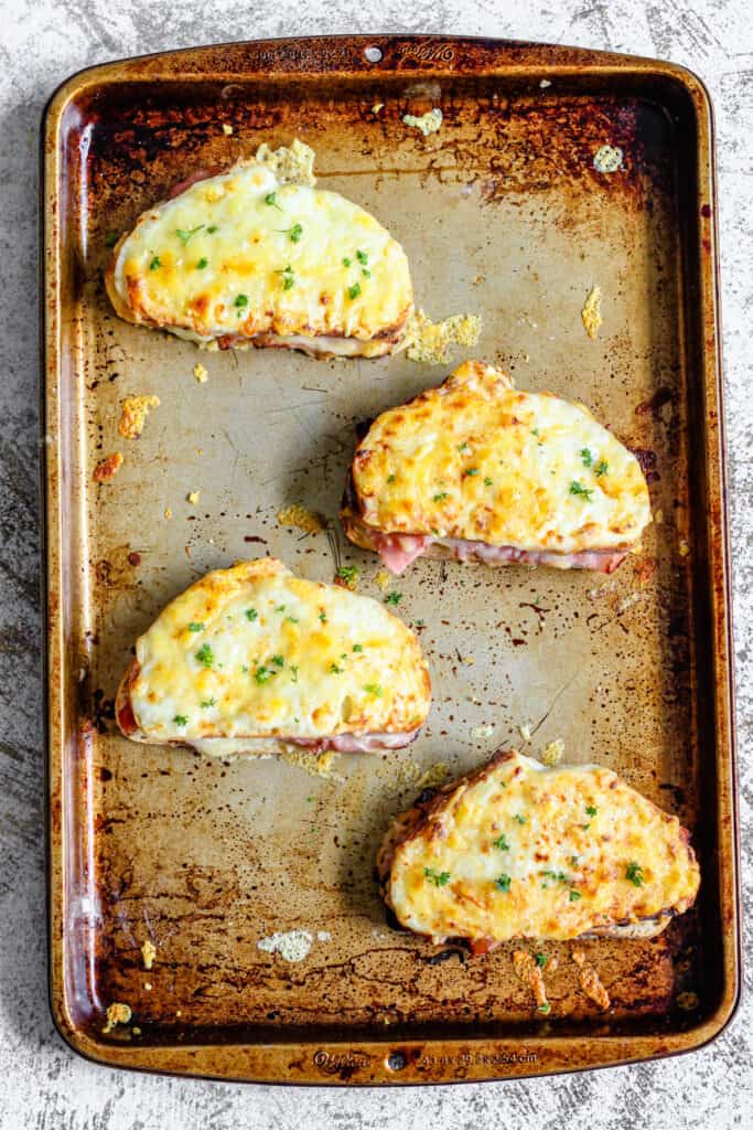 Cooked Croque monsieur sandwiches