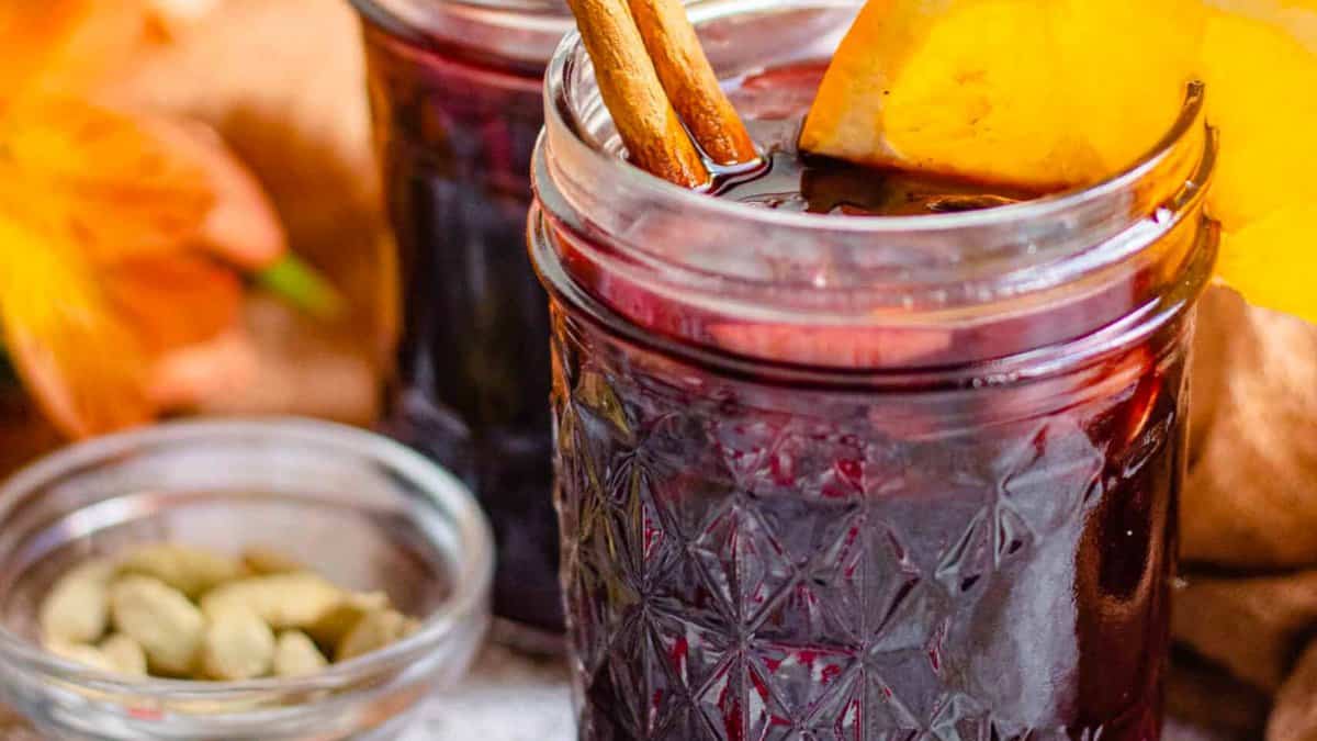 Mulled Wine in the Instant Pot