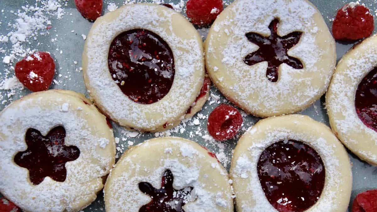 Shortbread Cookies with Jam (Sables) from Algeria