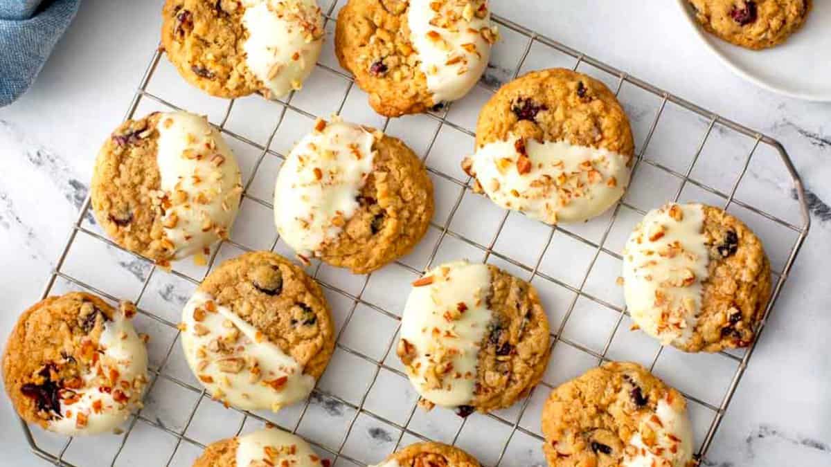 Cranberry Oatmeal Cookies Dipped in White Chocolate