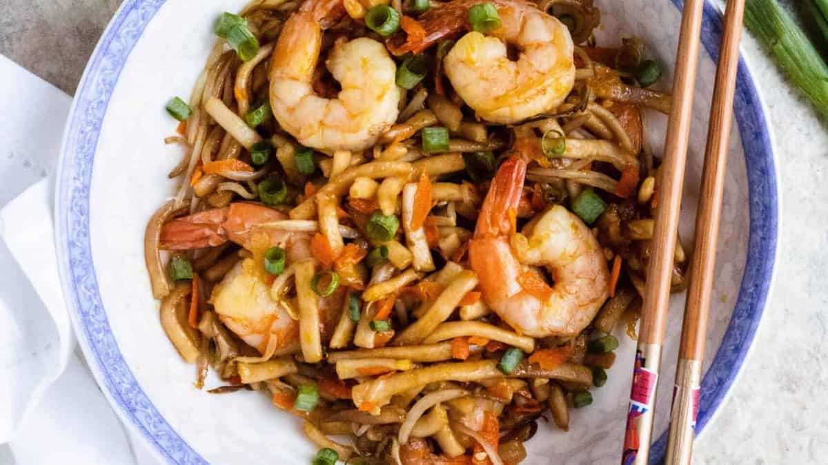 Shrimp Stir Fry with Noodles