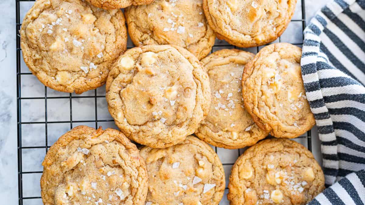 Barnes and Noble Salted Caramel Cookie Copycat Recipe