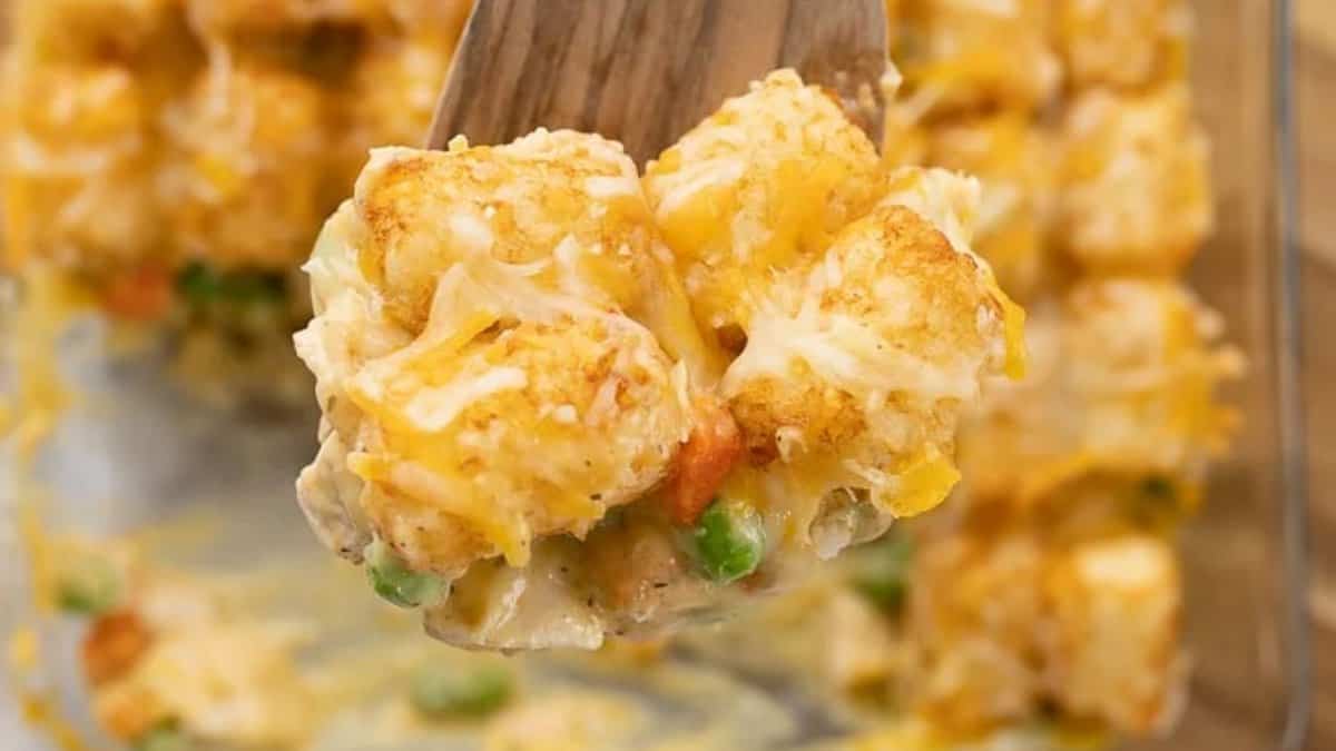 Tater Tot and Chicken Casserole
