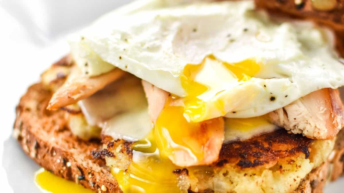 Ultimate Leftover Turkey Breakfast Sandwich